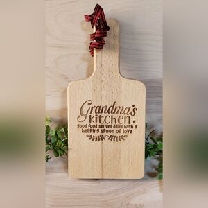 Laser Engraved Decorative Cutting Board - Grandma's Kitchen #GrandmaGift